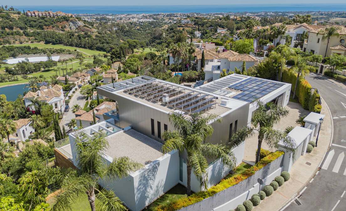 Zeitgenössische Villa mit Panoramablick in Los Arqueros