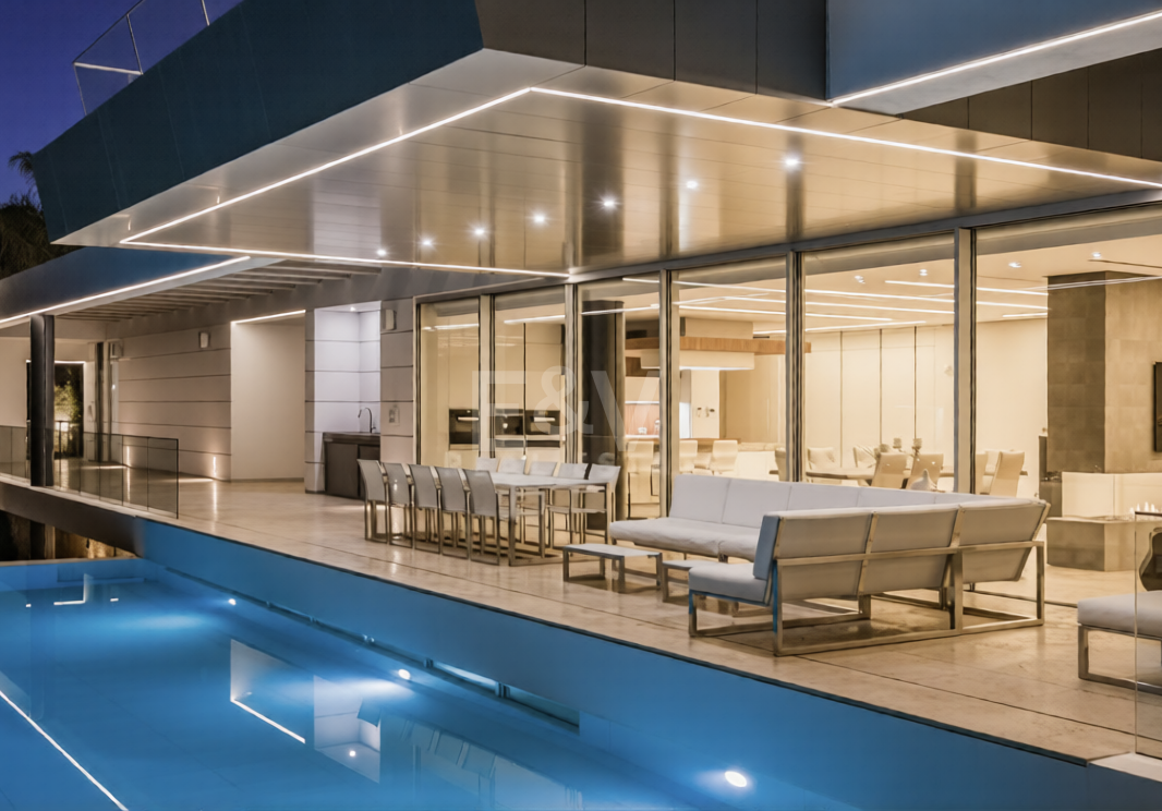 Contemporary Villa with Panoramic Views in Los Arqueros