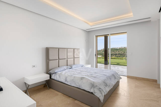 Zeitgenössische Villa mit Panoramablick in Los Arqueros