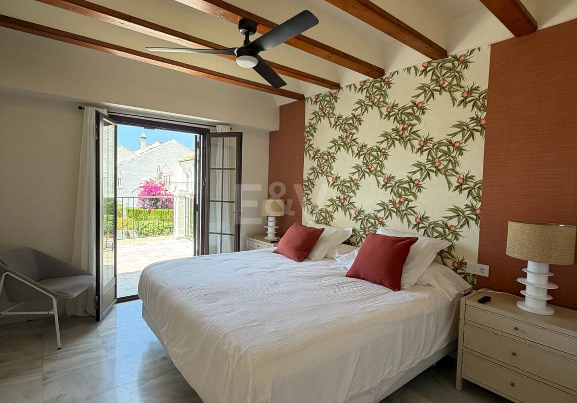 Andalusian charm in Nagüeles, Peaceful Garden Townhouse on Marbella's Golden Mile