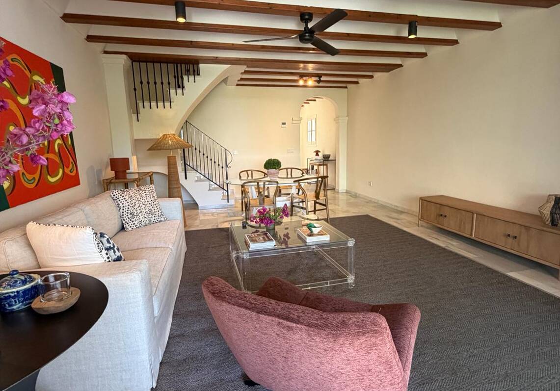 Andalusian charm in Nagüeles, Peaceful Garden Townhouse on Marbella's Golden Mile