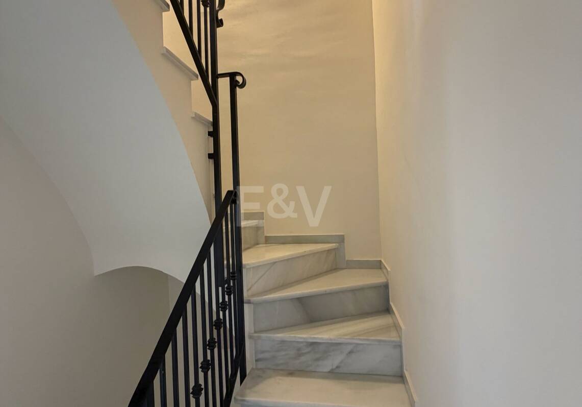 Andalusian charm in Nagüeles, Peaceful Garden Townhouse on Marbella's Golden Mile