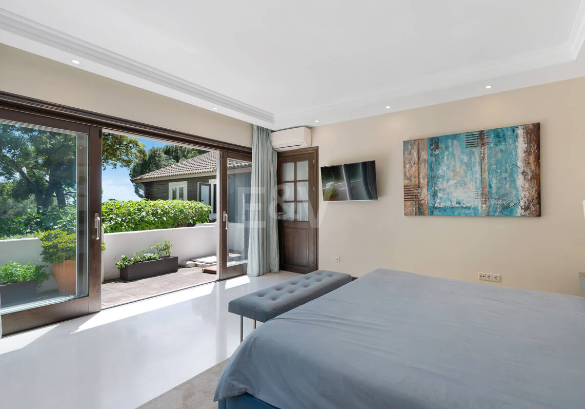 Scandinavian Charm Meets Mediterranean Living – Elegant Sustainable Family Villa in Elviria
