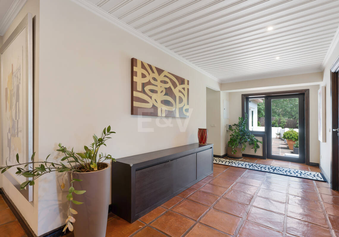 Scandinavian Charm Meets Mediterranean Living – Elegant Sustainable Family Villa in Elviria