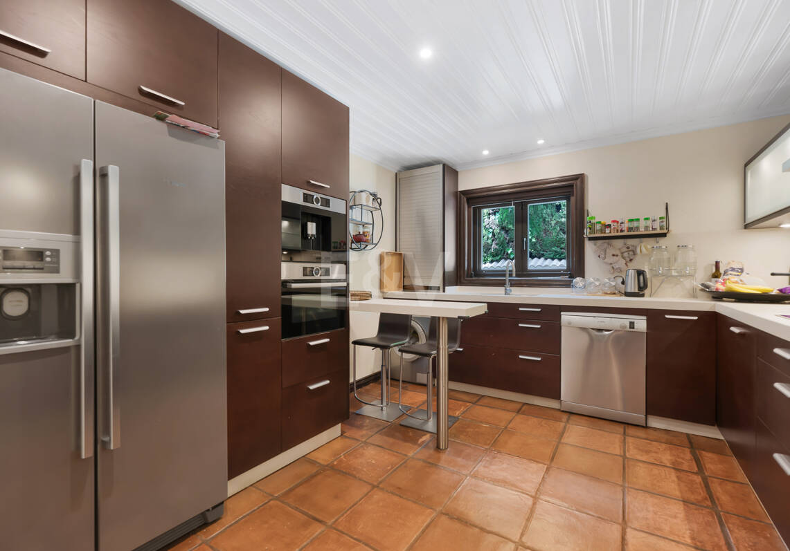 Scandinavian Charm Meets Mediterranean Living – Elegant Sustainable Family Villa in Elviria