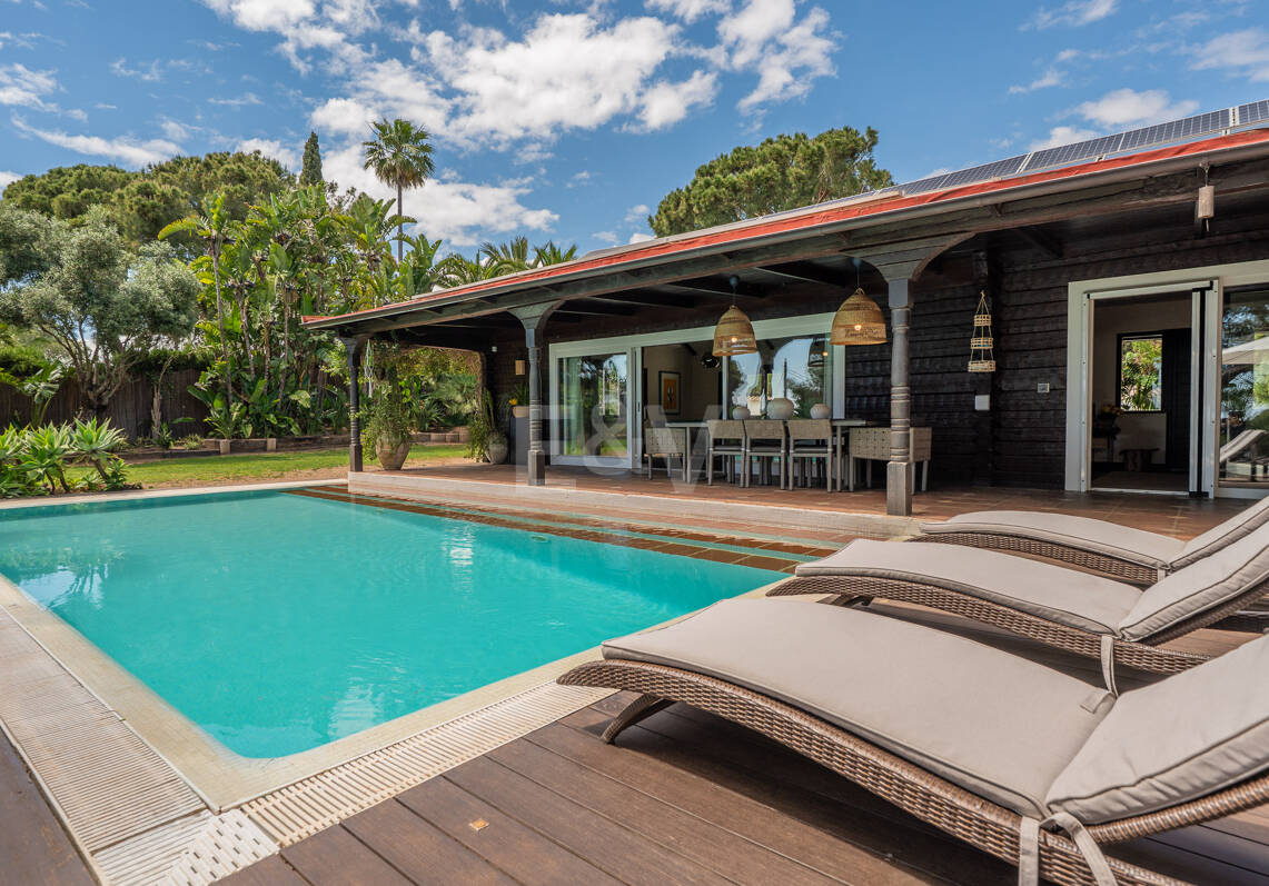 Scandinavian Charm Meets Mediterranean Living – Elegant Sustainable Family Villa in Elviria