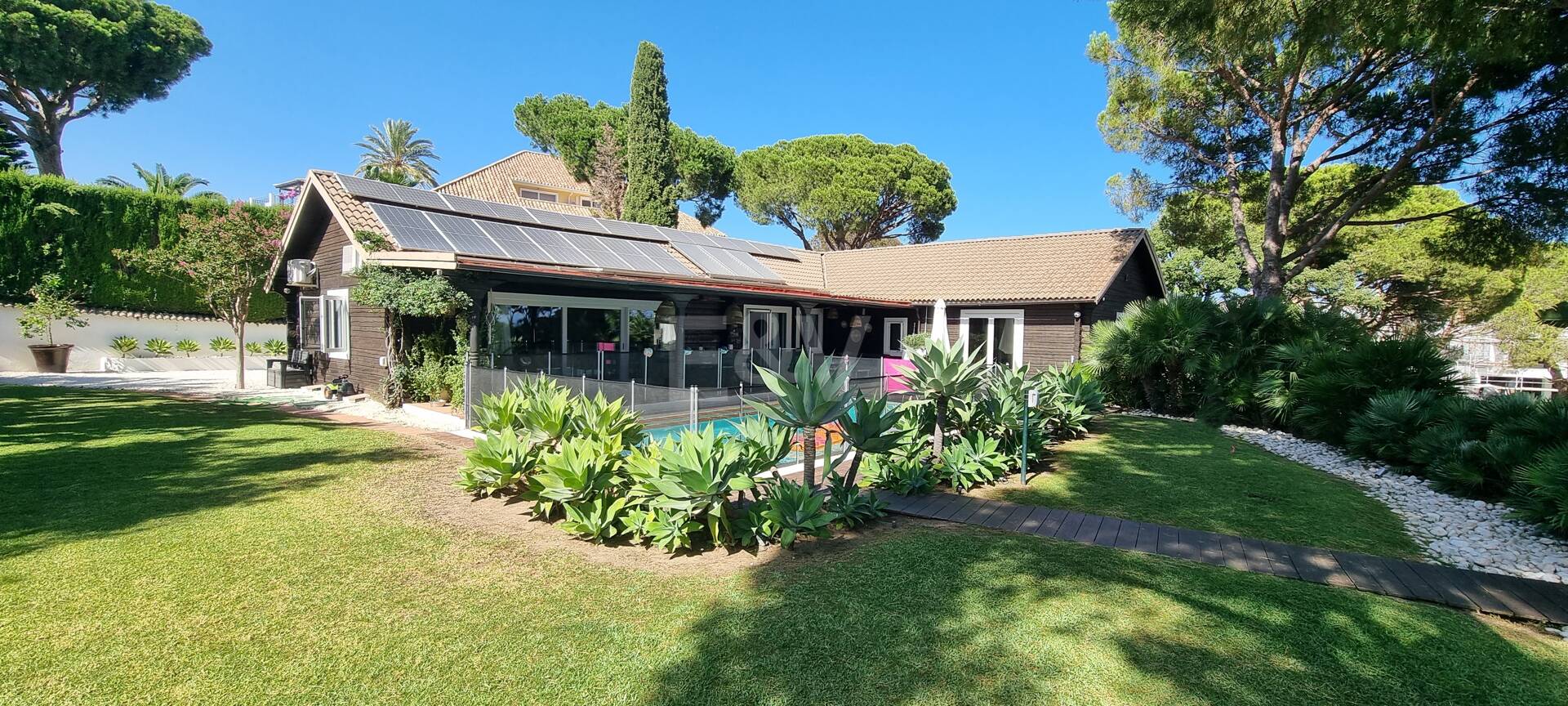 Villa att hyra i Elviria, Marbella Öst