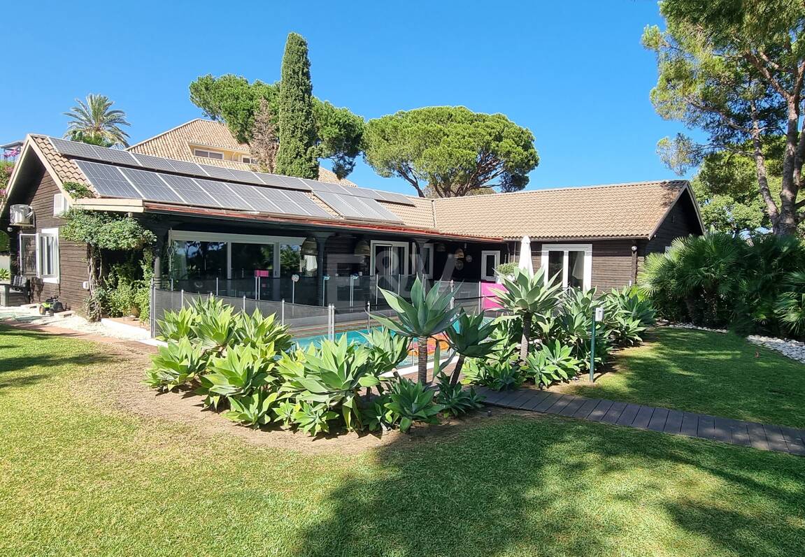 Villa att hyra i Elviria, Marbella Öst