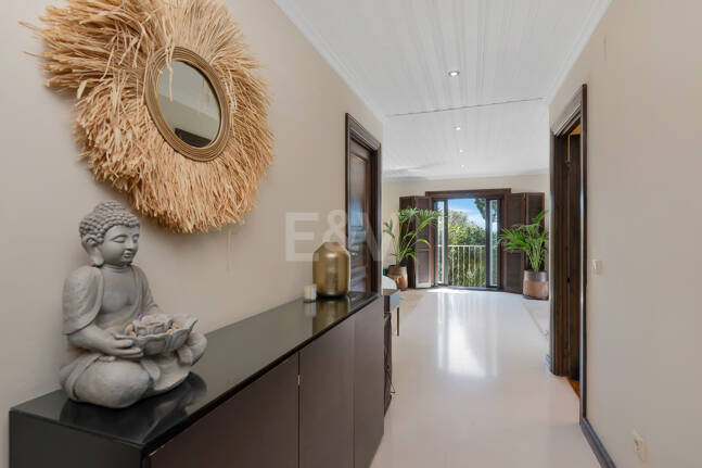 Scandinavian Charm Meets Mediterranean Living – Elegant Sustainable Family Villa in Elviria