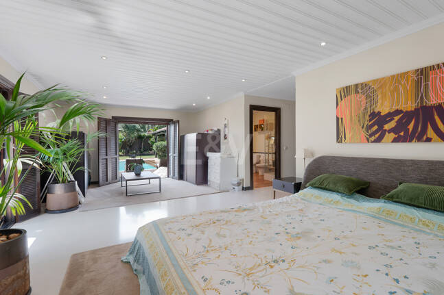 Scandinavian Charm Meets Mediterranean Living – Elegant Sustainable Family Villa in Elviria
