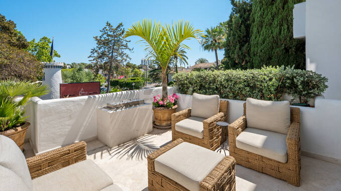Elegante apartamento en el corazón de Puente Romano Beach Resort