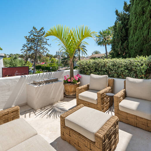 Elegante apartamento en el corazón de Puente Romano Beach Resort