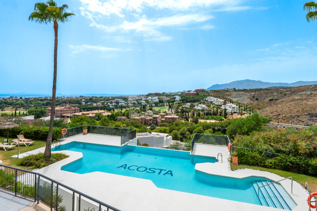 Apartamento en Flamingos Golf con vistas al mar y al golf