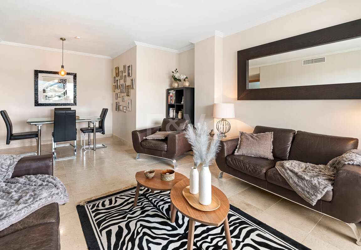 Apartamento en Flamingos Golf con vistas al mar y al golf