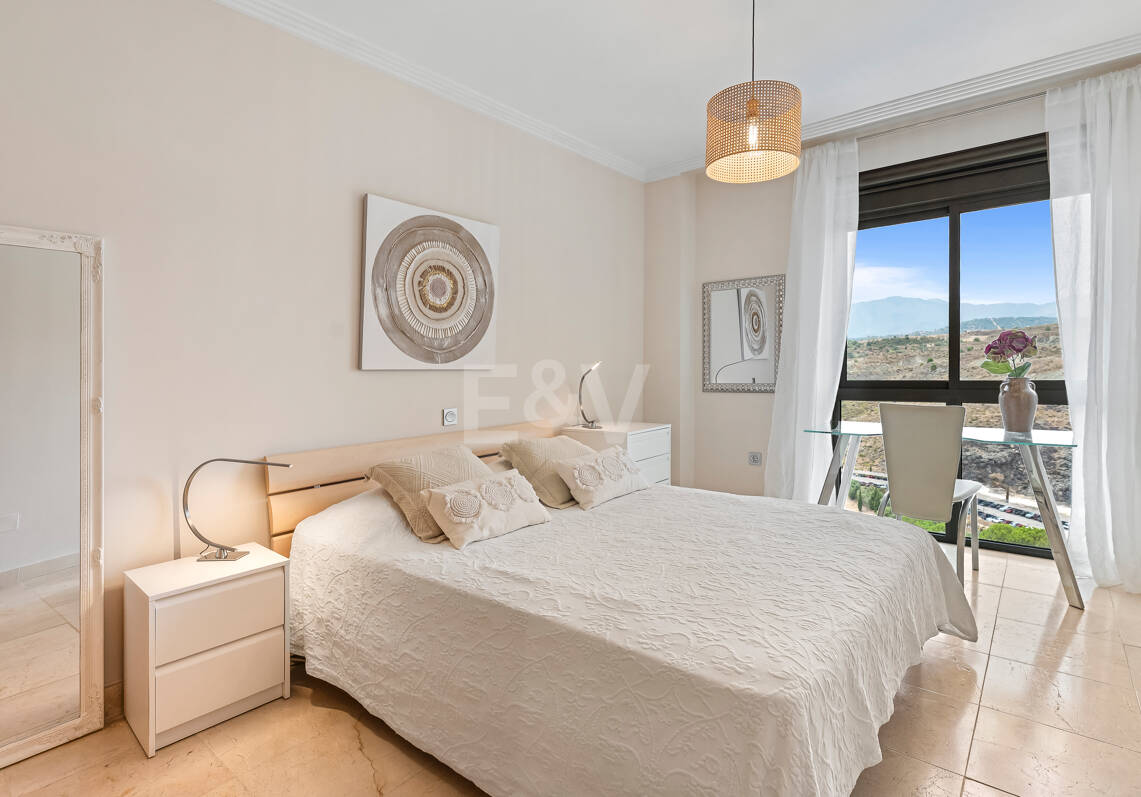 Apartment in Flamingos Golf with Panoramic Sea Views