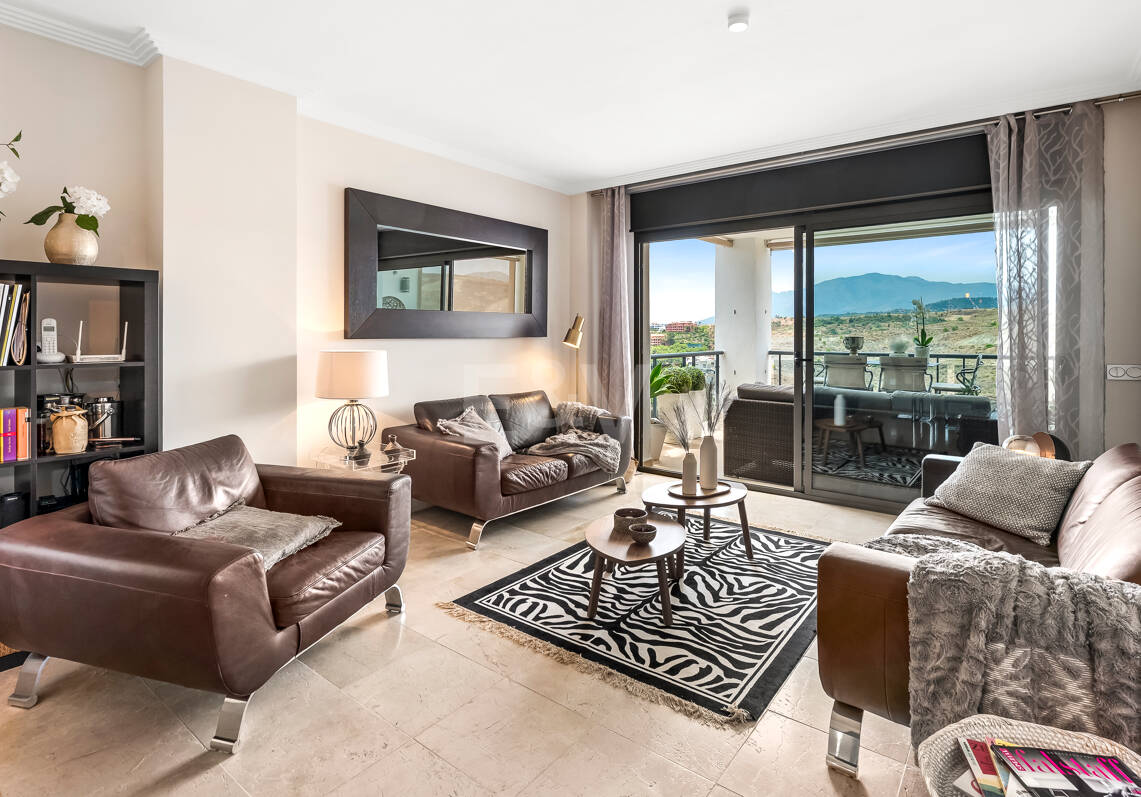 Apartment in Flamingos Golf with Panoramic Sea Views
