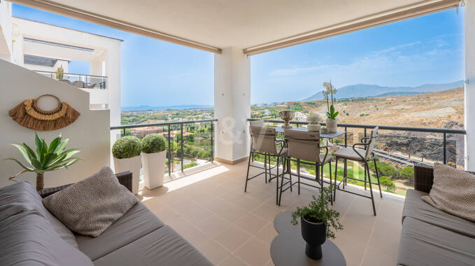 Apartamento en Flamingos Golf con vistas al mar y al golf