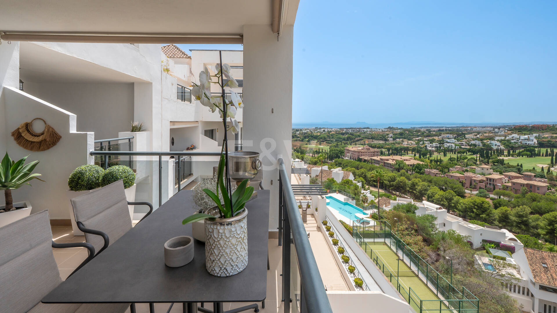 Apartamento en Flamingos Golf con vistas al mar y al golf