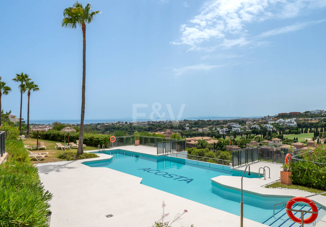 Apartment in Flamingos Golf with Panoramic Sea Views