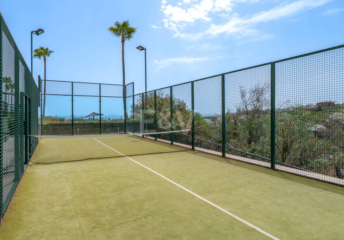 Apartment in Flamingos Golf with Panoramic Sea Views