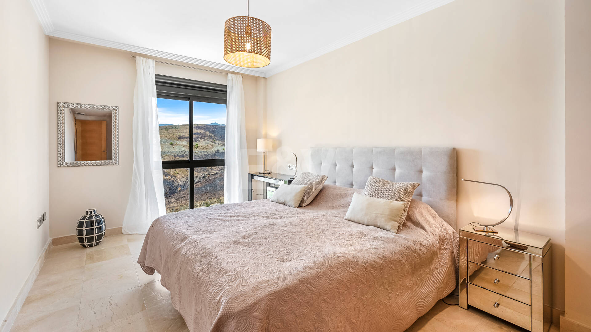 Apartamento en Flamingos Golf con vistas al mar y al golf