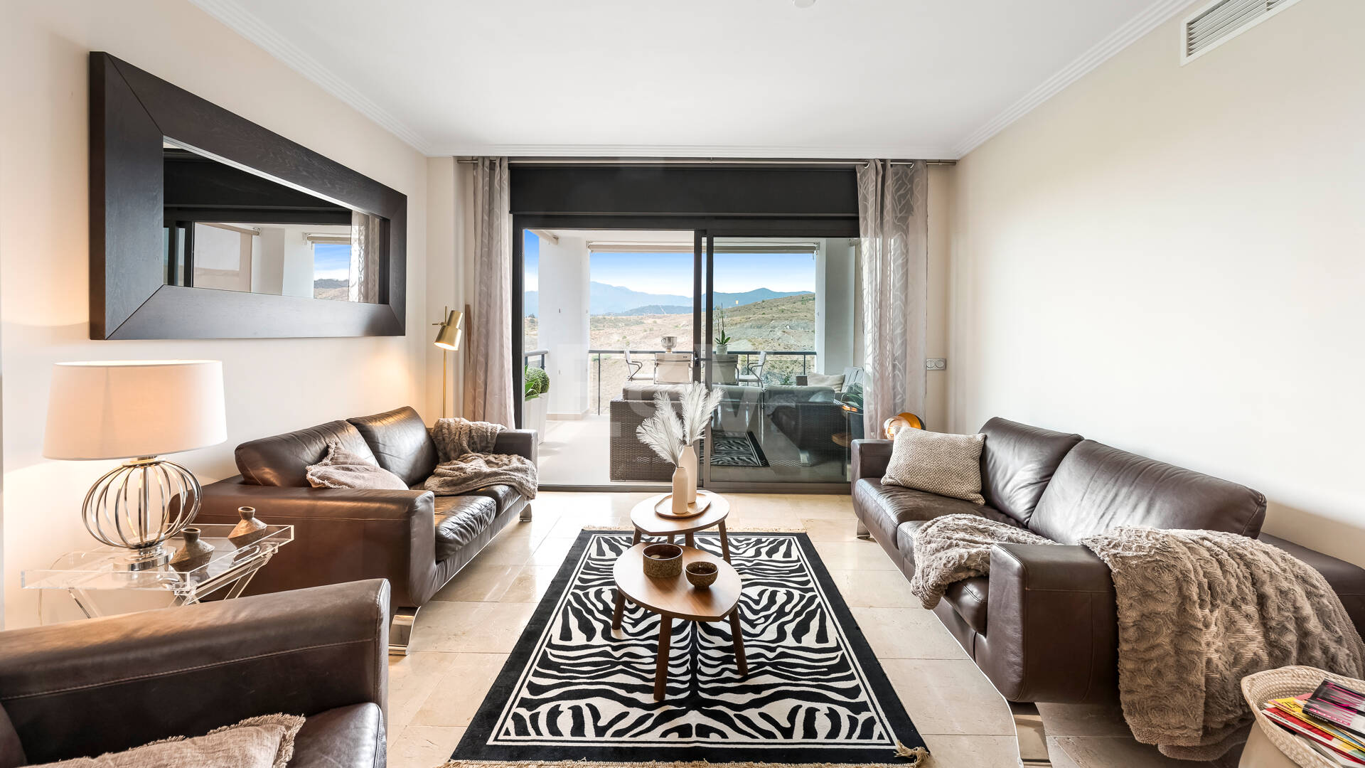 Apartamento en Flamingos Golf con vistas al mar y al golf