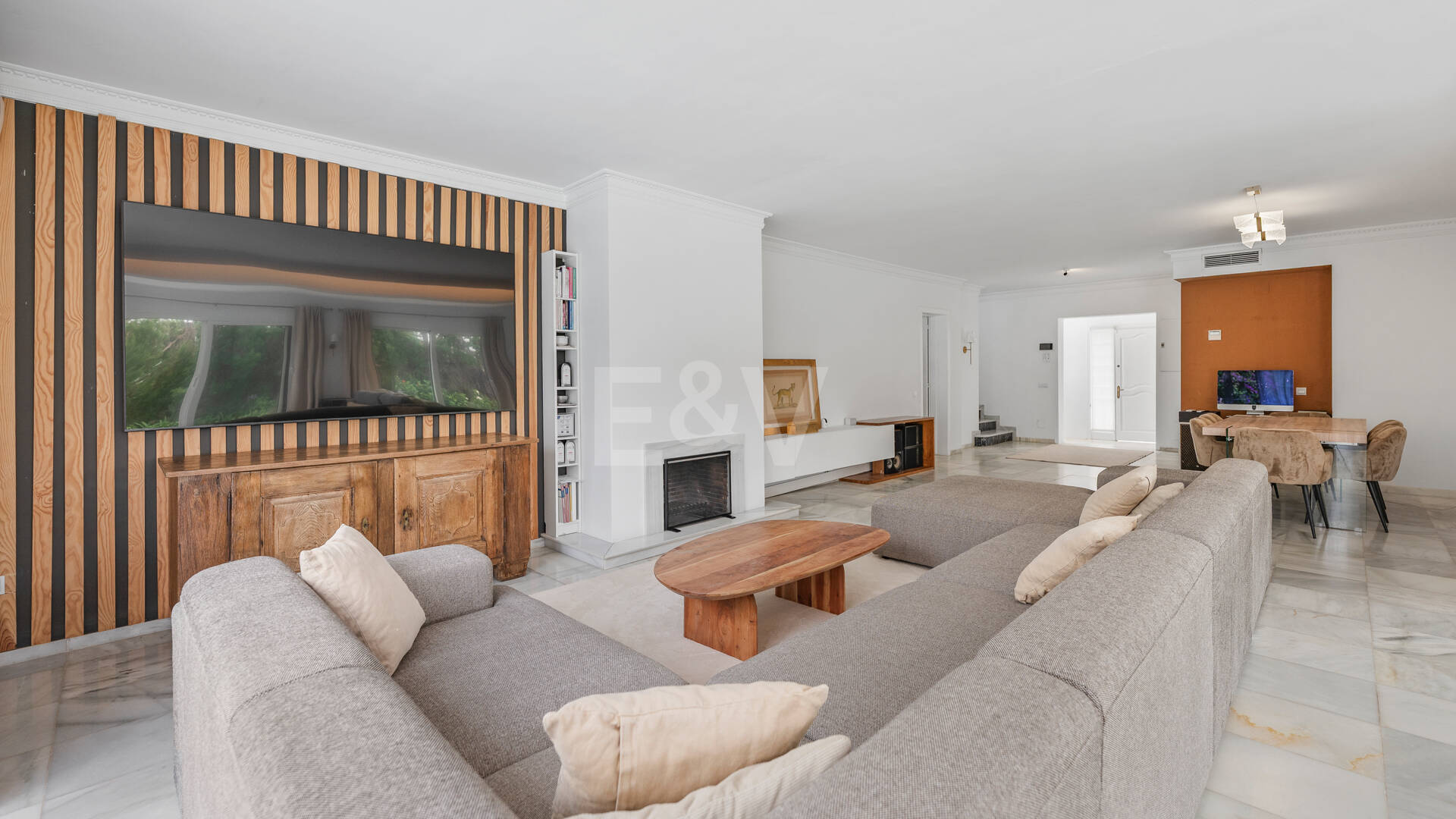 Charming Mediterranean Villa with Guest Apartment in Rocío de Nagüeles