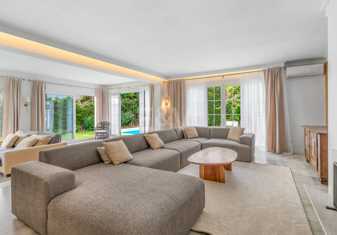 Charming Mediterranean Villa with Guest Apartment in Rocío de Nagüeles