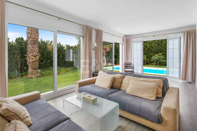 Charming Mediterranean Villa with Guest Apartment in Rocío de Nagüeles