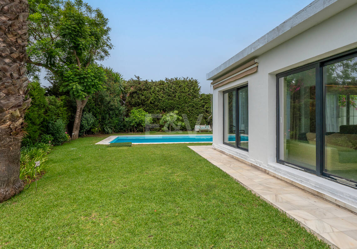 Charming Mediterranean Villa with Guest Apartment in Rocío de Nagüeles