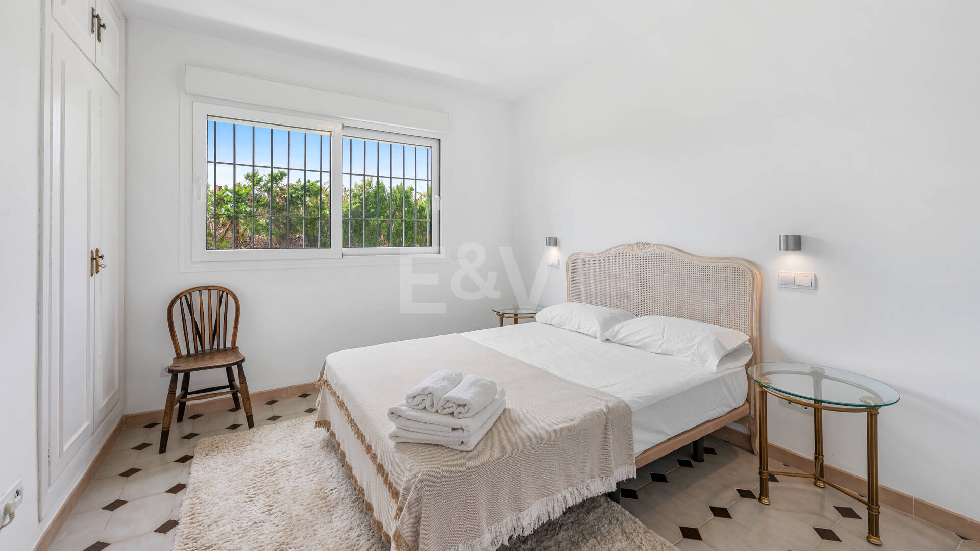 Charming Mediterranean Villa with Guest Apartment in Rocío de Nagüeles