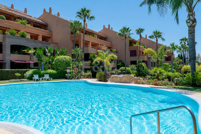 Appartement Terrasse à louer en Marbella Golden Mile, Marbella (Toutes les zones)