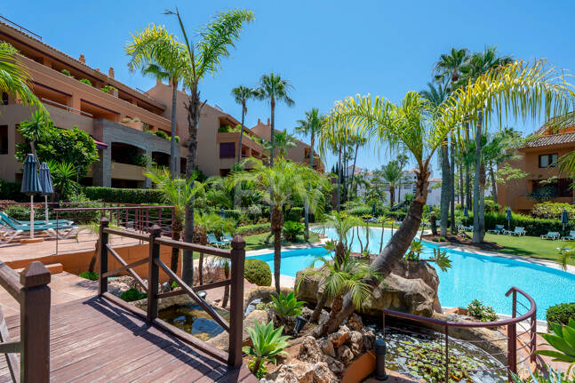 Appartement Terrasse à louer en Marbella Golden Mile, Marbella (Toutes les zones)