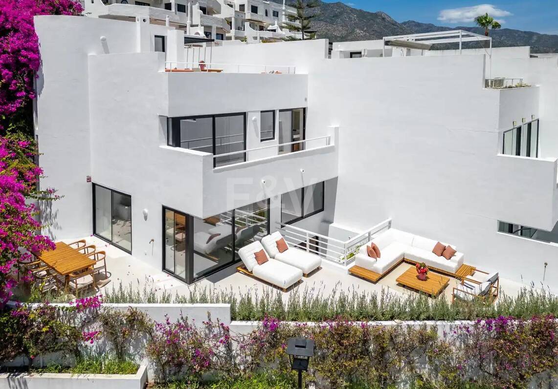Turnkey Golden Mile Townhouse with Sea Views and Private Rooftop Solarium