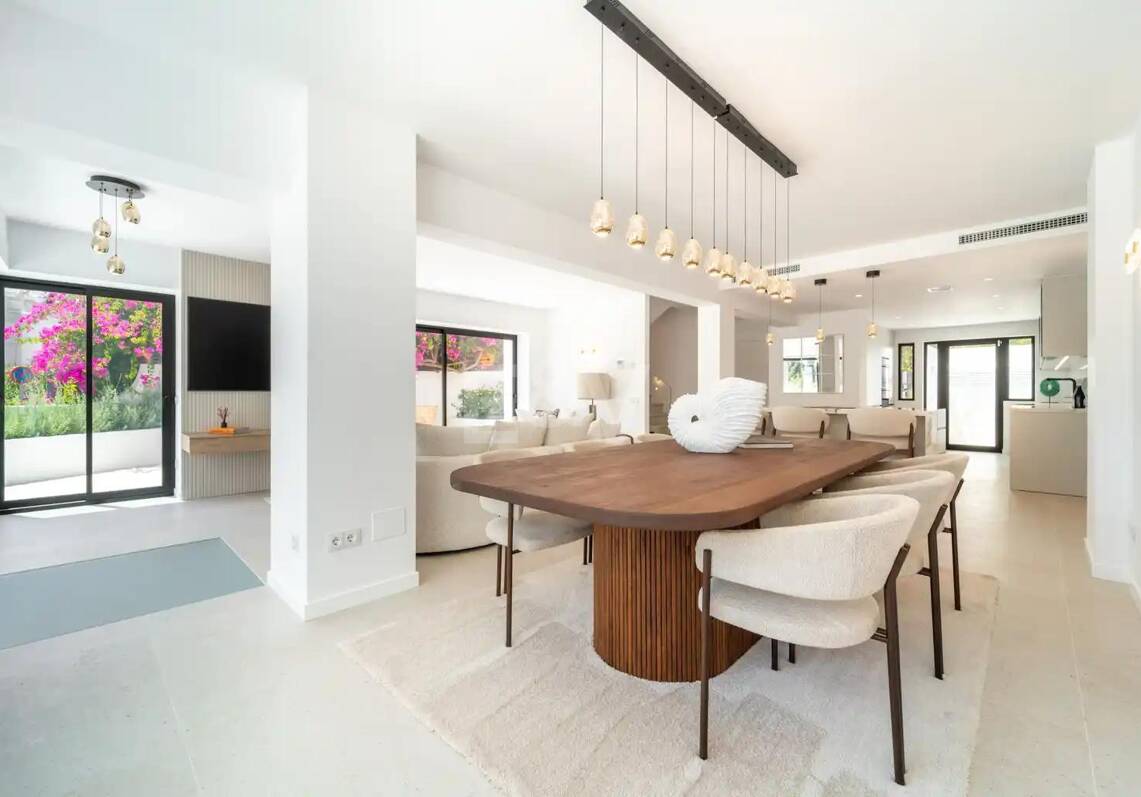 Turnkey Golden Mile Townhouse with Sea Views and Private Rooftop Solarium