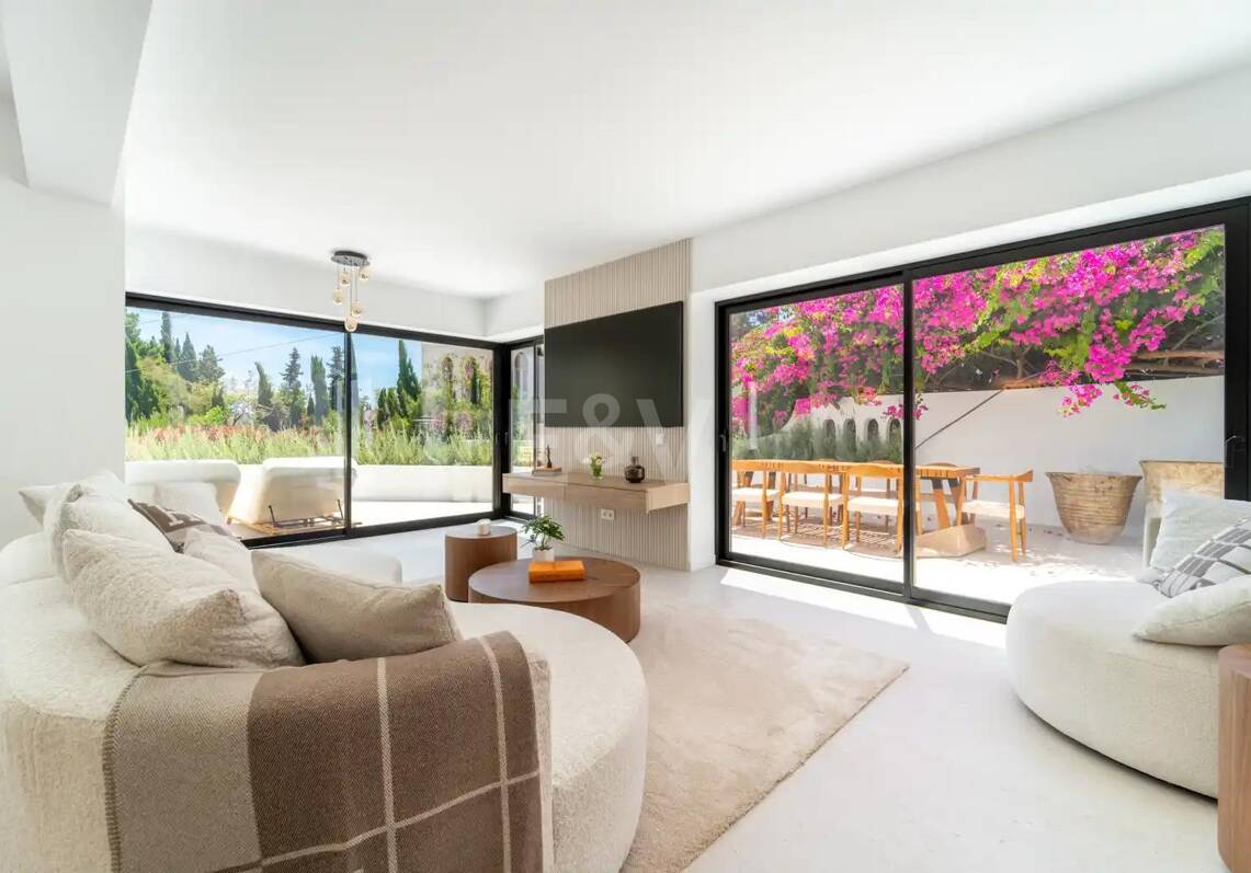 Turnkey Golden Mile Townhouse with Sea Views and Private Rooftop Solarium