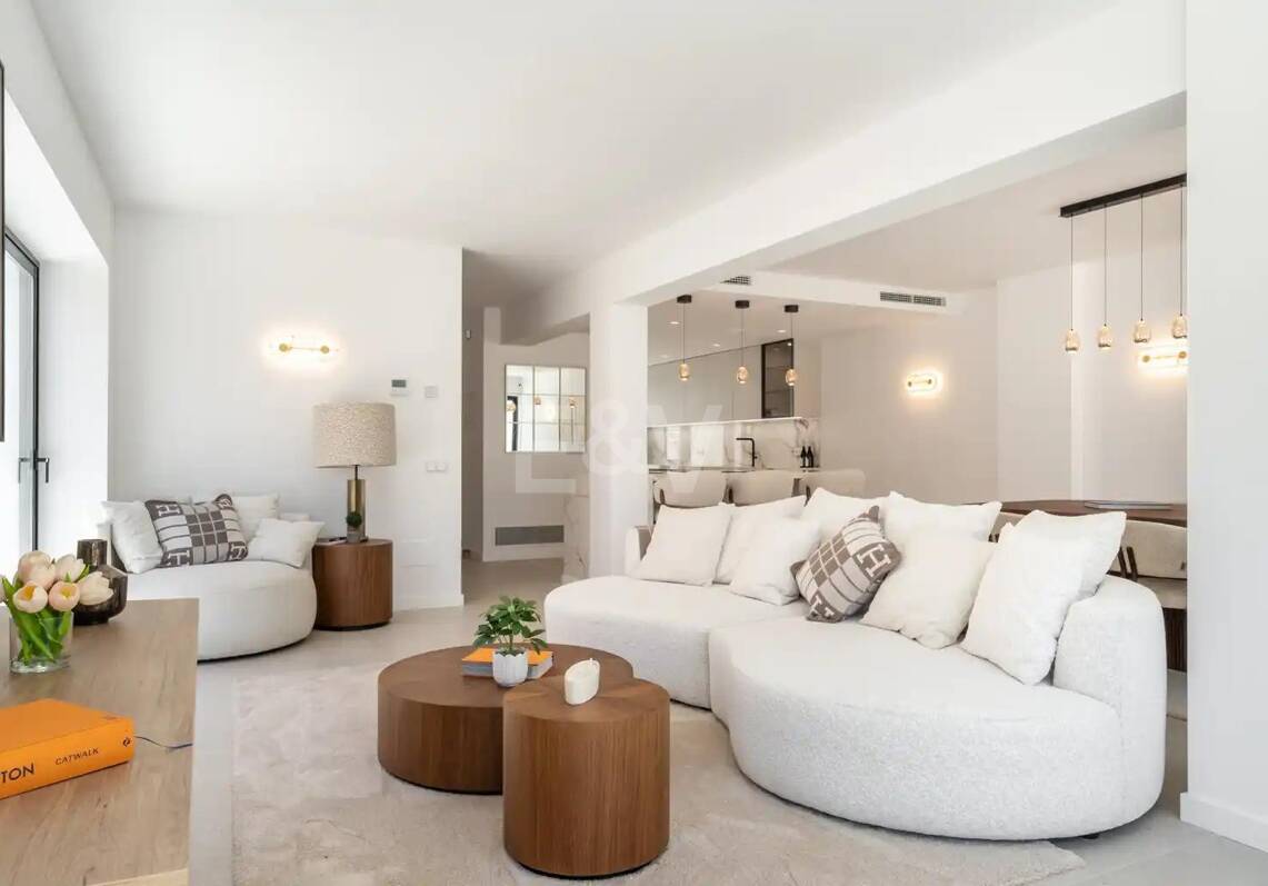 Turnkey Golden Mile Townhouse with Sea Views and Private Rooftop Solarium
