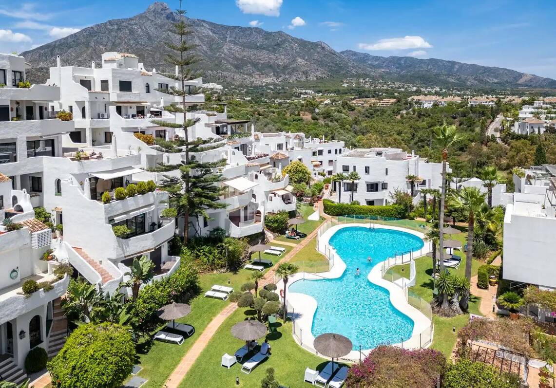 Turnkey Golden Mile Townhouse with Sea Views and Private Rooftop Solarium