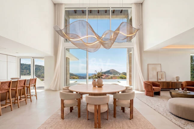 Villa de lujo contemporánea cerca del centro de Marbella, en Palo Alto