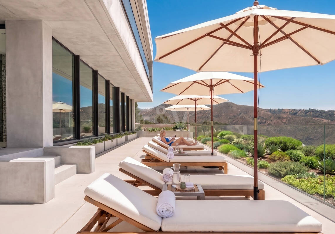 Contemporary Luxury Villa Near Marbella Centre in Palo Alto