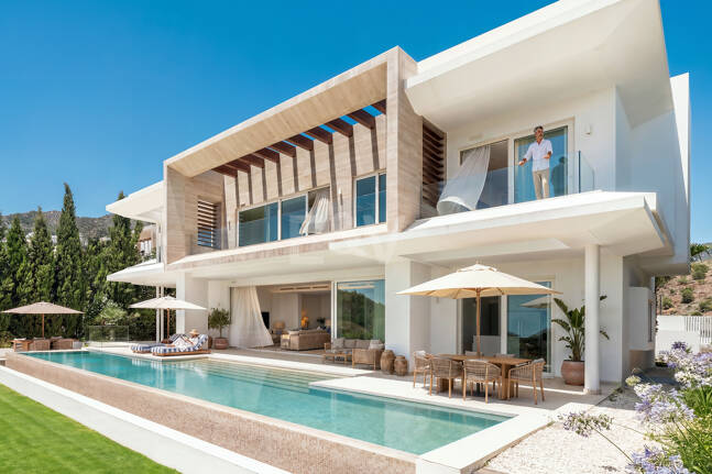 Villa de cinco dormitorios con estilo de vida de resort en Palo Alto