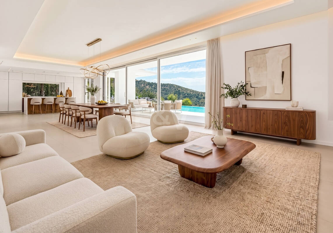 Refined Five-Bedroom Residence with Resort Amenities in Palo Alto