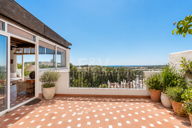 Penthouse an der Golden Mile mit großzügigen Terrassen und Meerblick