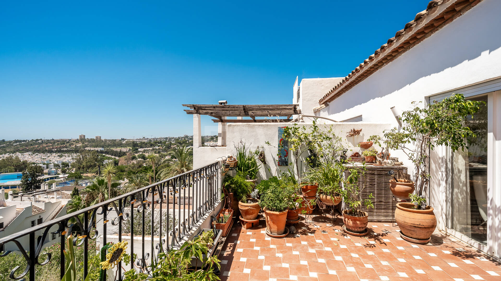 Golden Mile Penthouse with Spacious Terraces and Sea Views