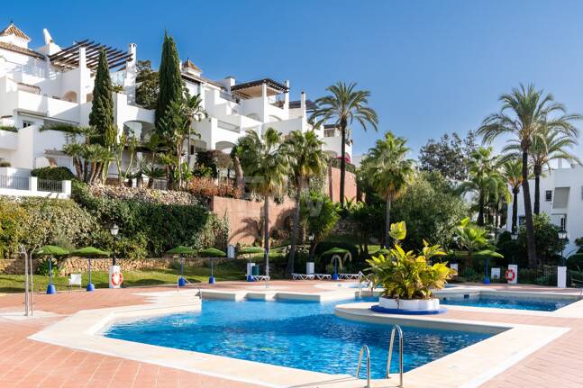 Golden Mile Penthouse with Spacious Terraces and Sea Views