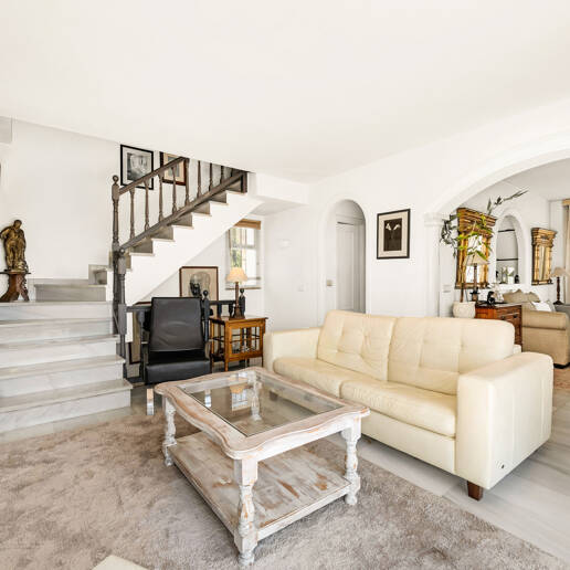 Golden Mile Penthouse with Spacious Terraces and Sea Views