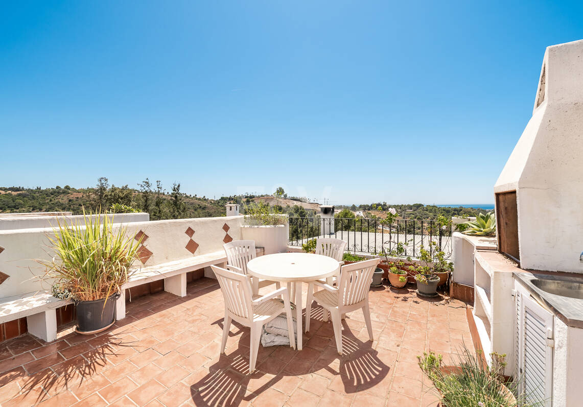 Golden Mile Penthouse with Spacious Terraces and Sea Views
