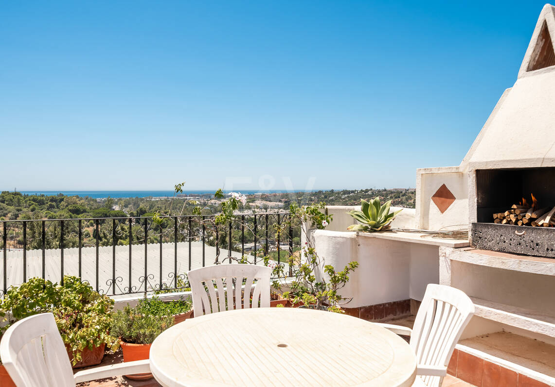 Golden Mile Penthouse with Spacious Terraces and Sea Views
