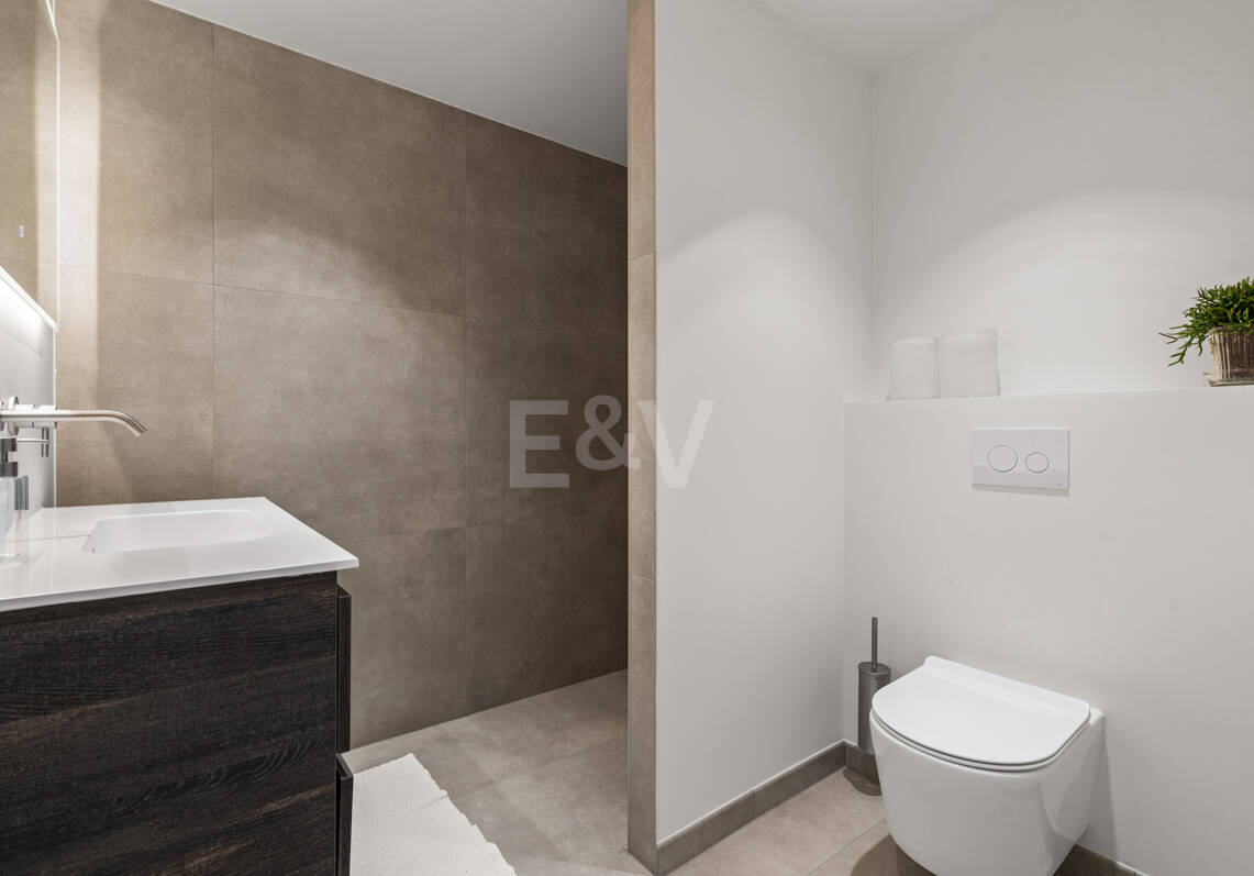 Ground Floor Apartment with Designer Interiors and Mountain Views in Los Arqueros