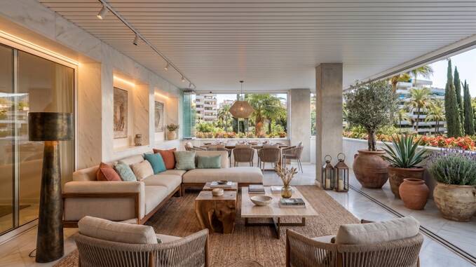 Apartamento de lujo de 4 dormitorios, en segunda línea de playa, en Don Gonzalo